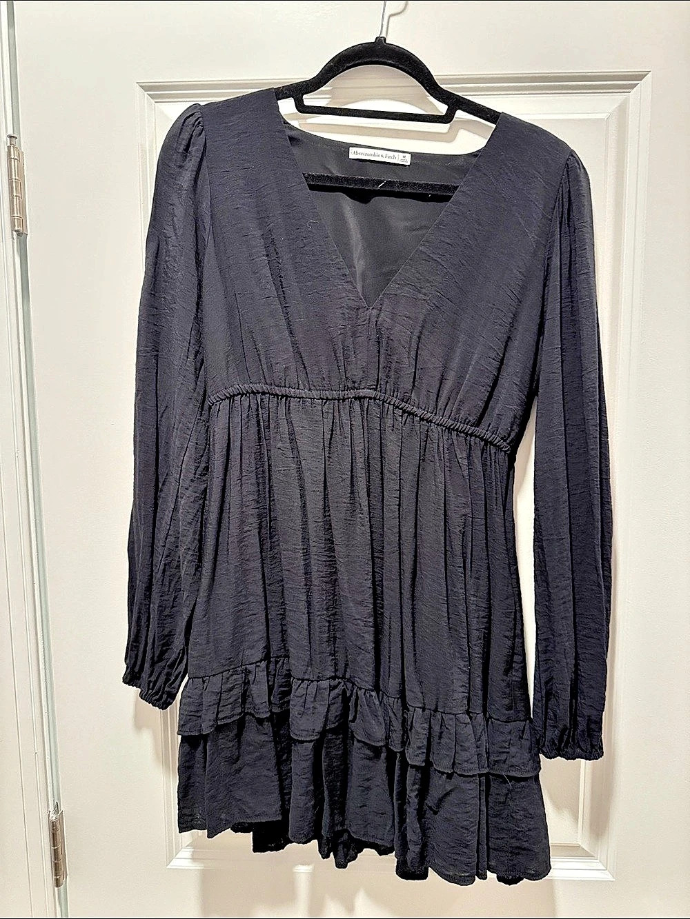 Abercrombie & Fitch Long-Sleeve Easy Waist Ruffle Mini Dress Black